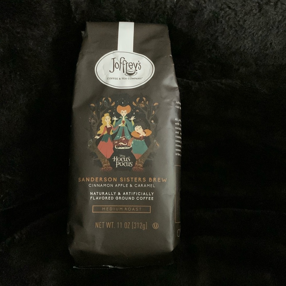 🌟🌟SOLID ⭐️⭐️SOLDJoffrey coffee hocus-pocus the flavors are cinnamon apple and